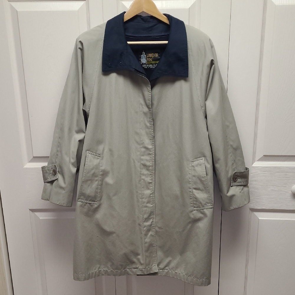 London Fog Kacki Trench Coat with Navy Collar 14